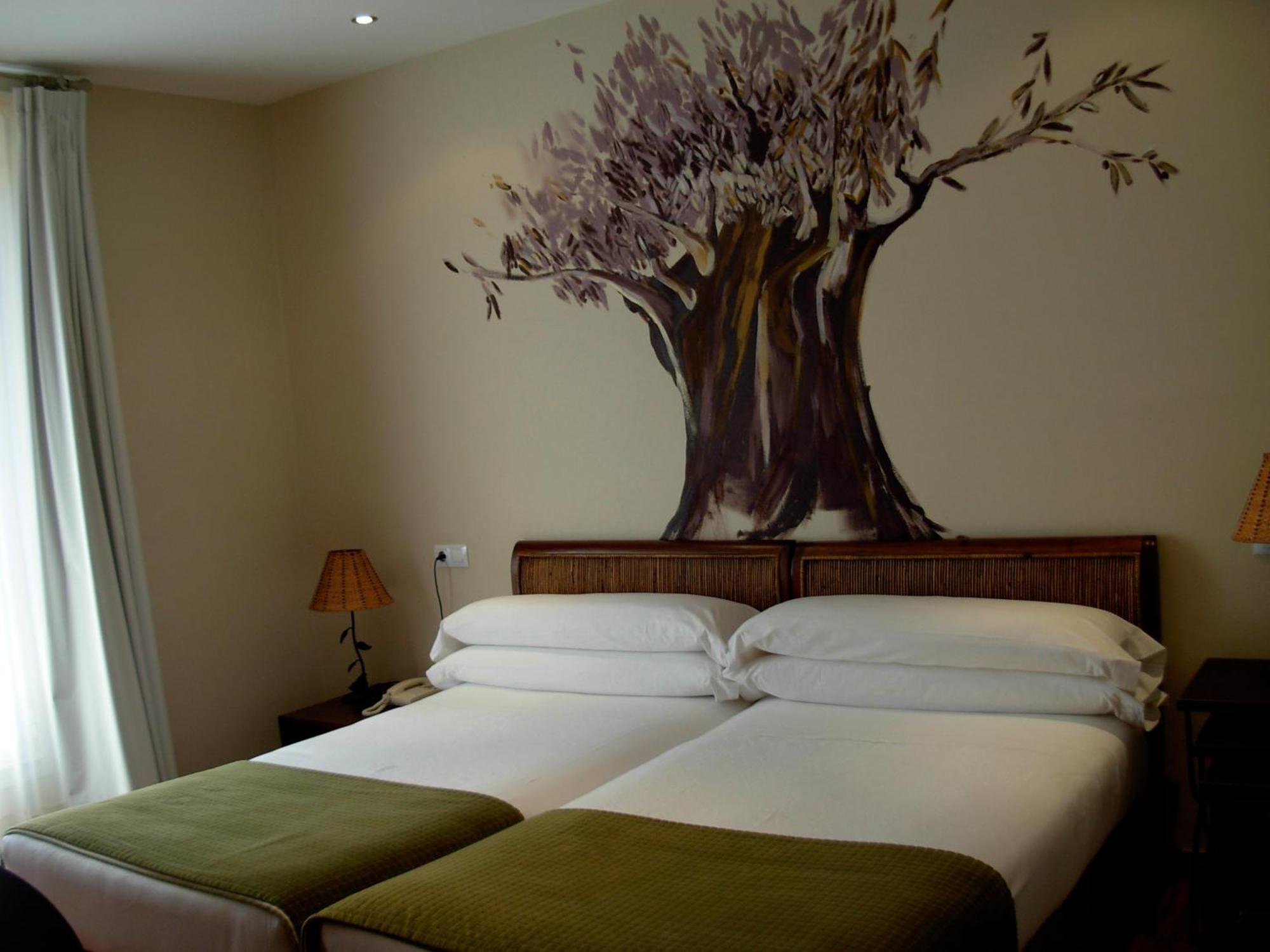 ריבאדסלה Hotel El Jardin De Eugenia מראה חיצוני תמונה