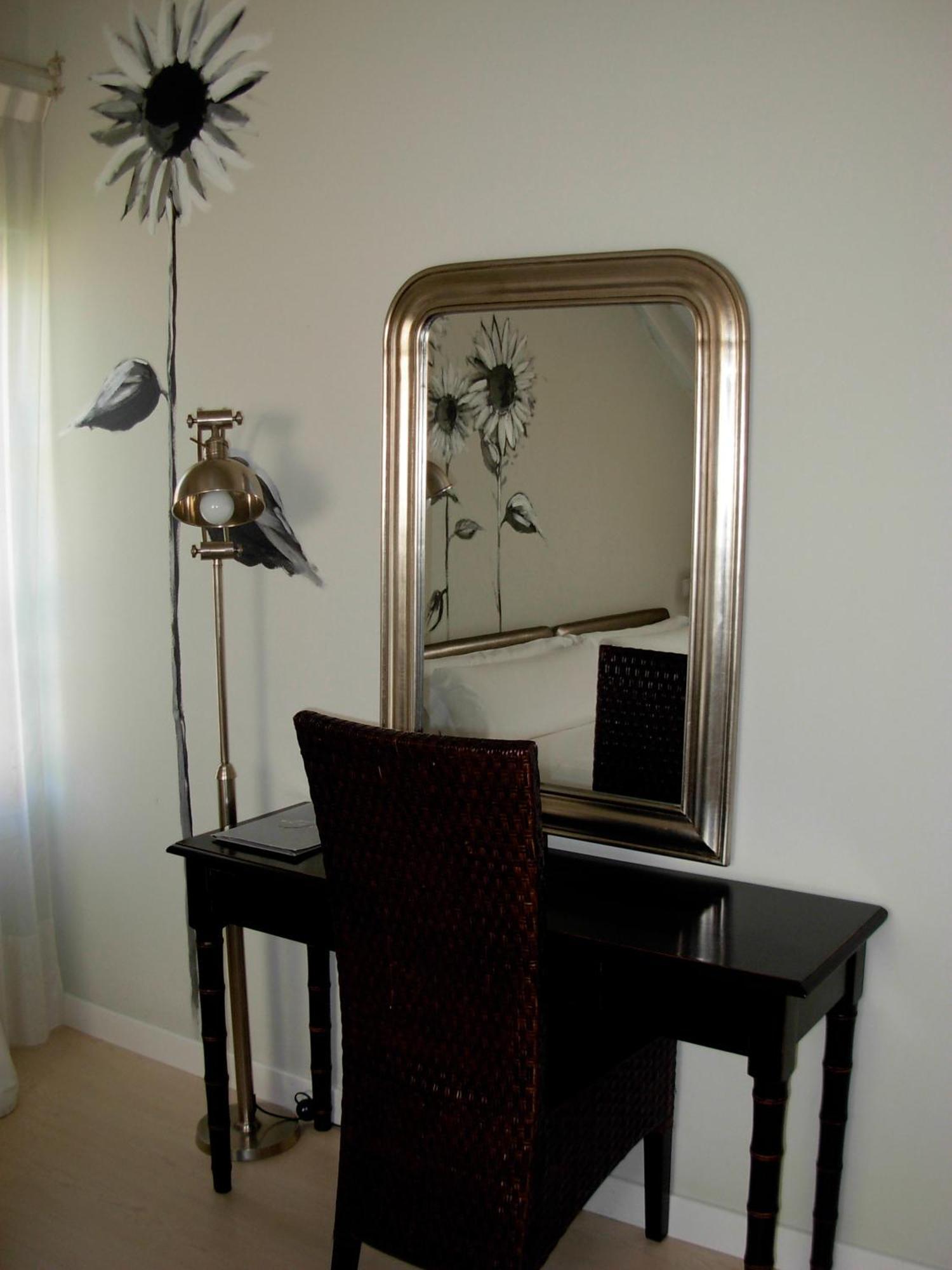 ריבאדסלה Hotel El Jardin De Eugenia מראה חיצוני תמונה